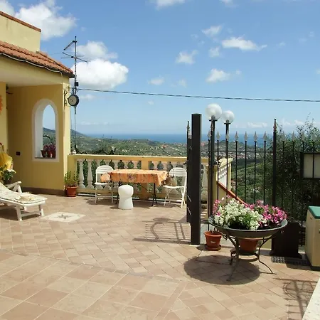 Casa Toto Torrazza (Liguria)